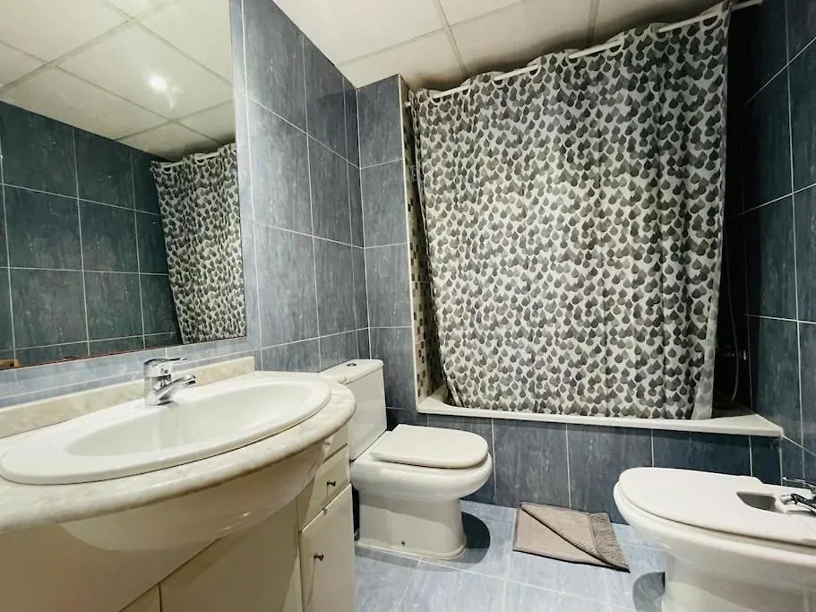 Familiar Con Piscina Y Parking Apartamento Salou