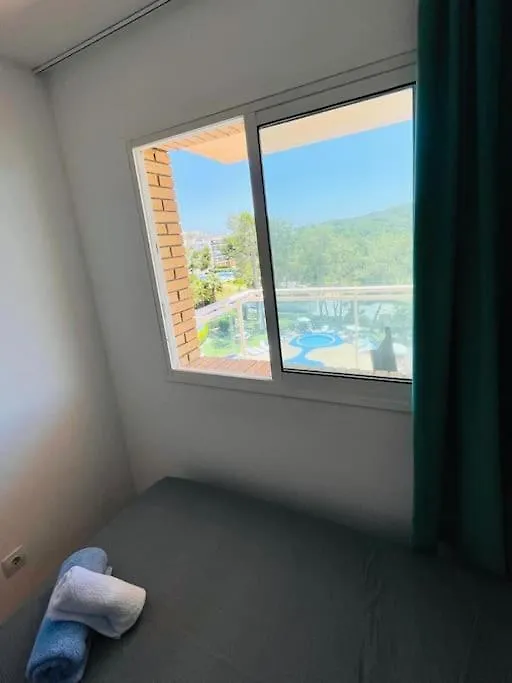 Familiar Con Piscina Y Parking Apartment Salou